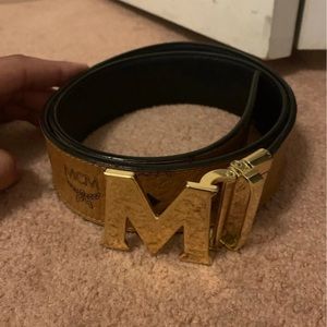 Mcm reversible belt